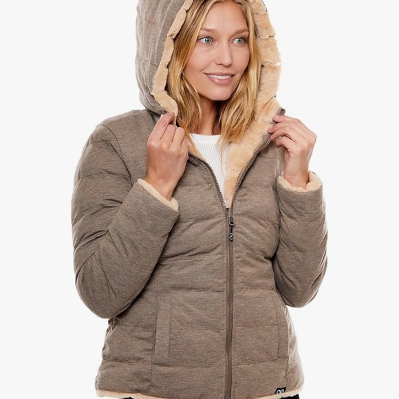 Be Boundless Women’s Water Resistant Faux Fur Jacket Knit Reversible Medium - Picture 11 of 11